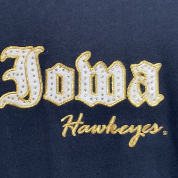 Iowa Hawkeyes bling T Shirt Size M spell out long sleeve Black/gold team spirit - Picture 2 of 9